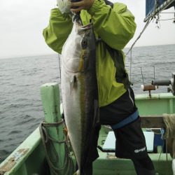 康仁丸・ジギング釣り果